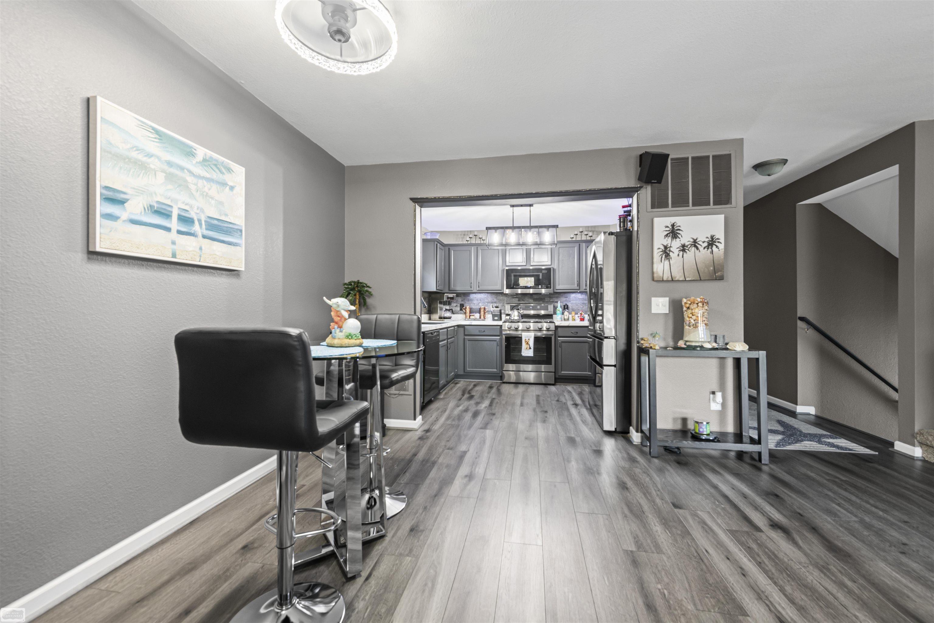 59720 W Brockton Street # 28