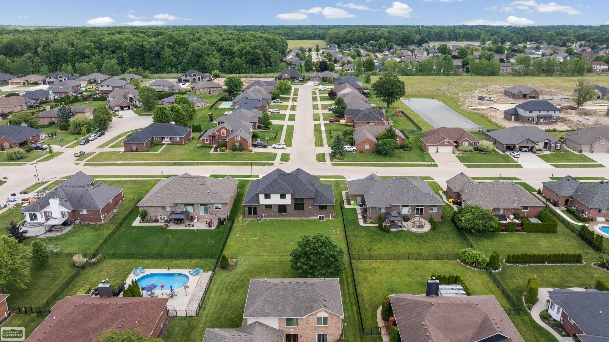 53253 Sams Lane