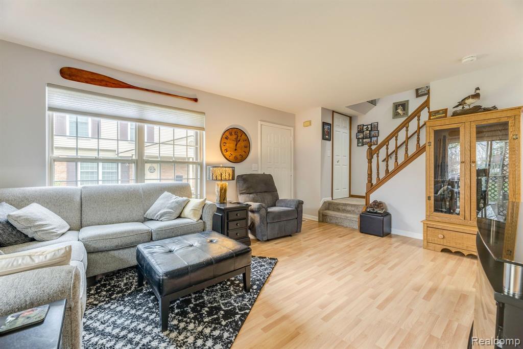 68400 Seymour Street