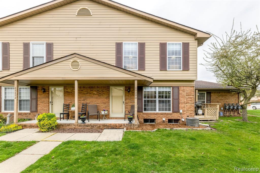 68400 Seymour Street