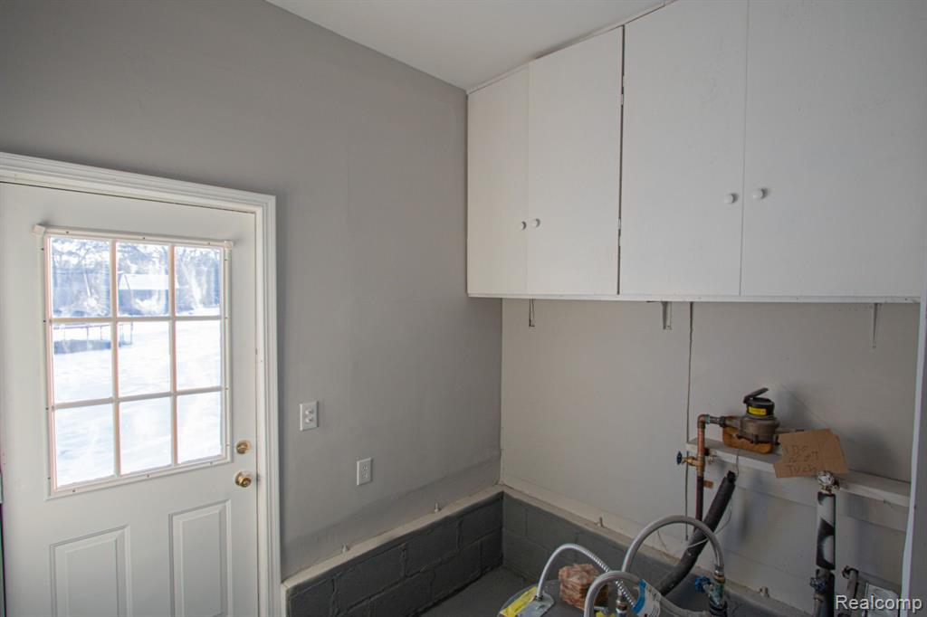 38111 Union Lake Road