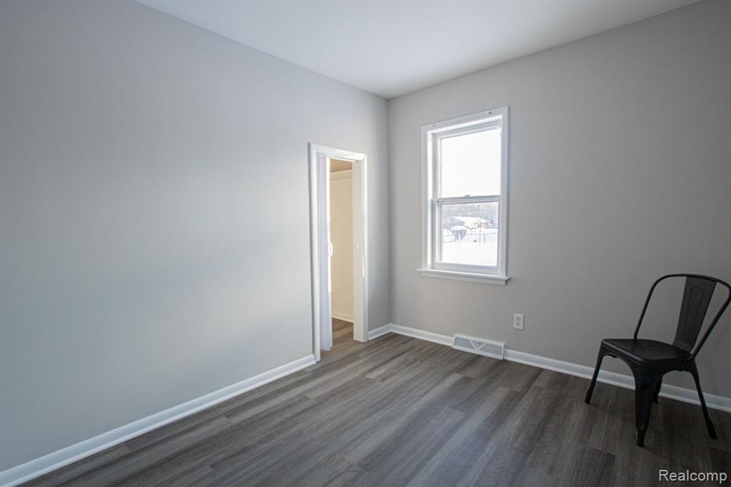 38111 Union Lake Road