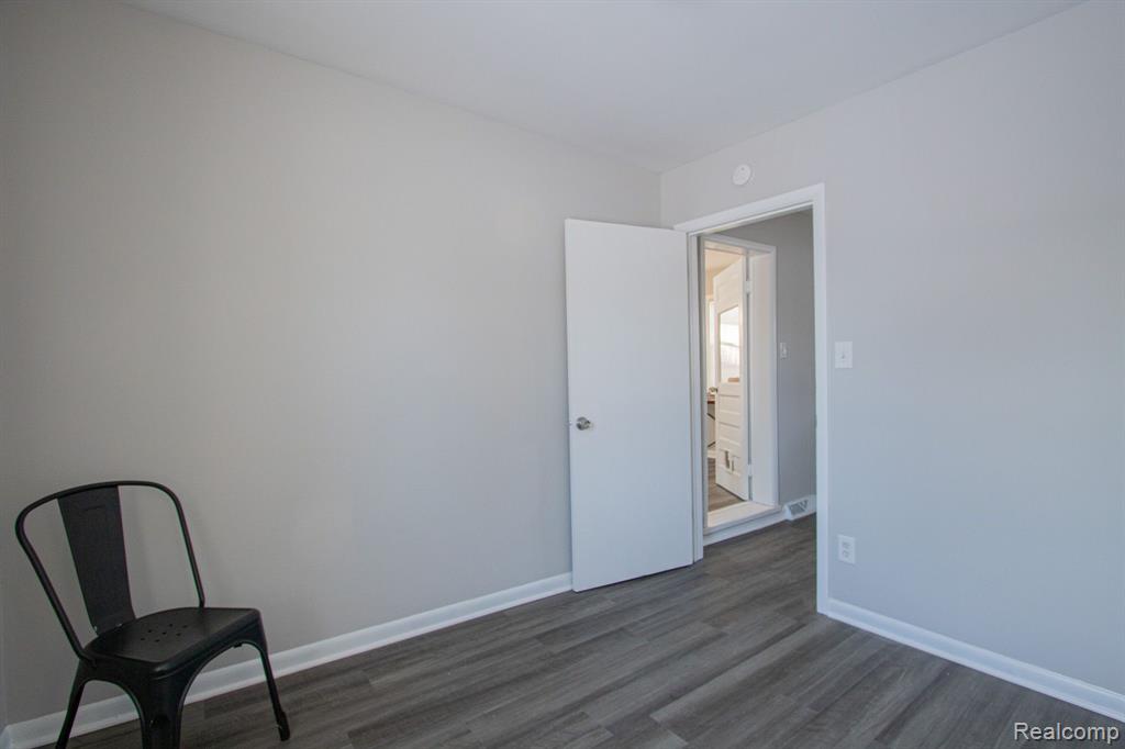 38111 Union Lake Road