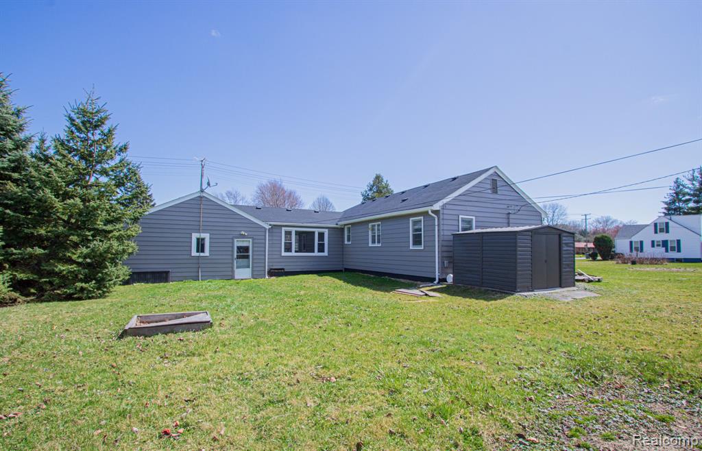 38111 Union Lake Road