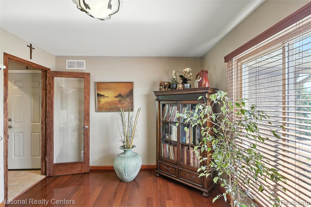 46674 Snowbird Drive