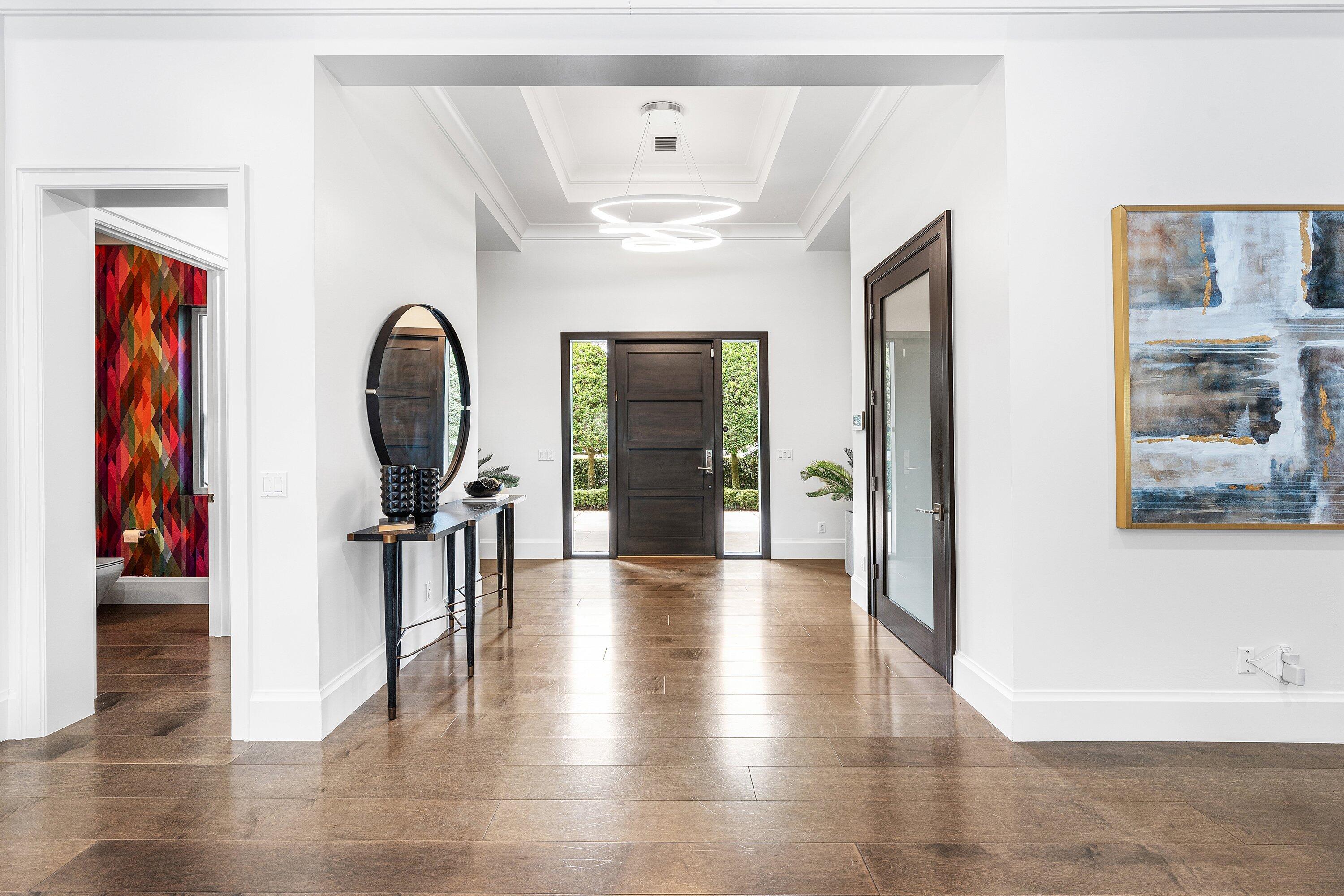598 NW 9th Court
