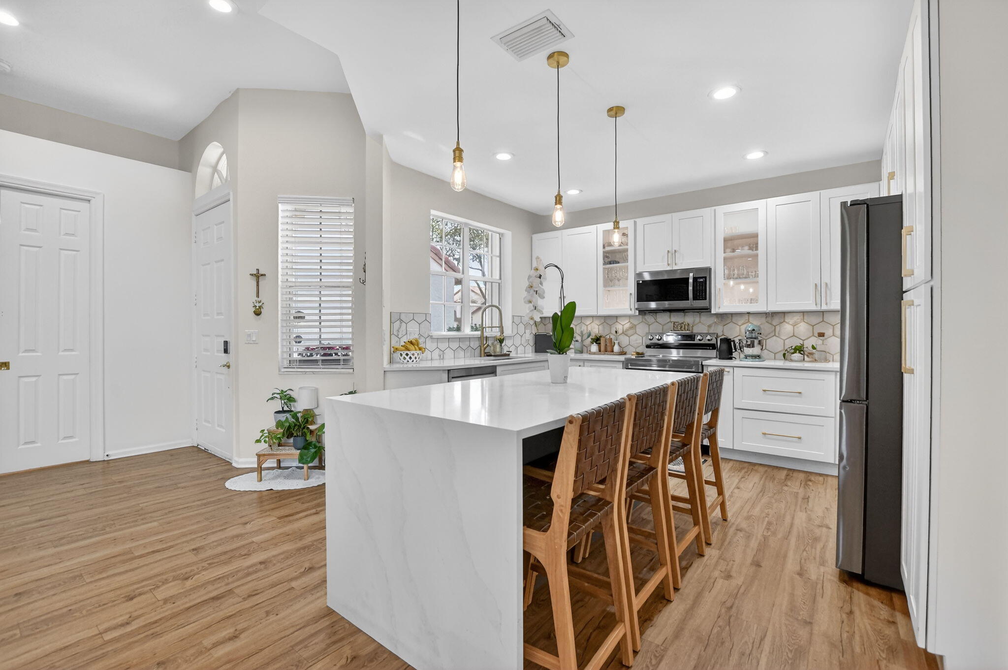 23451 Water Circle