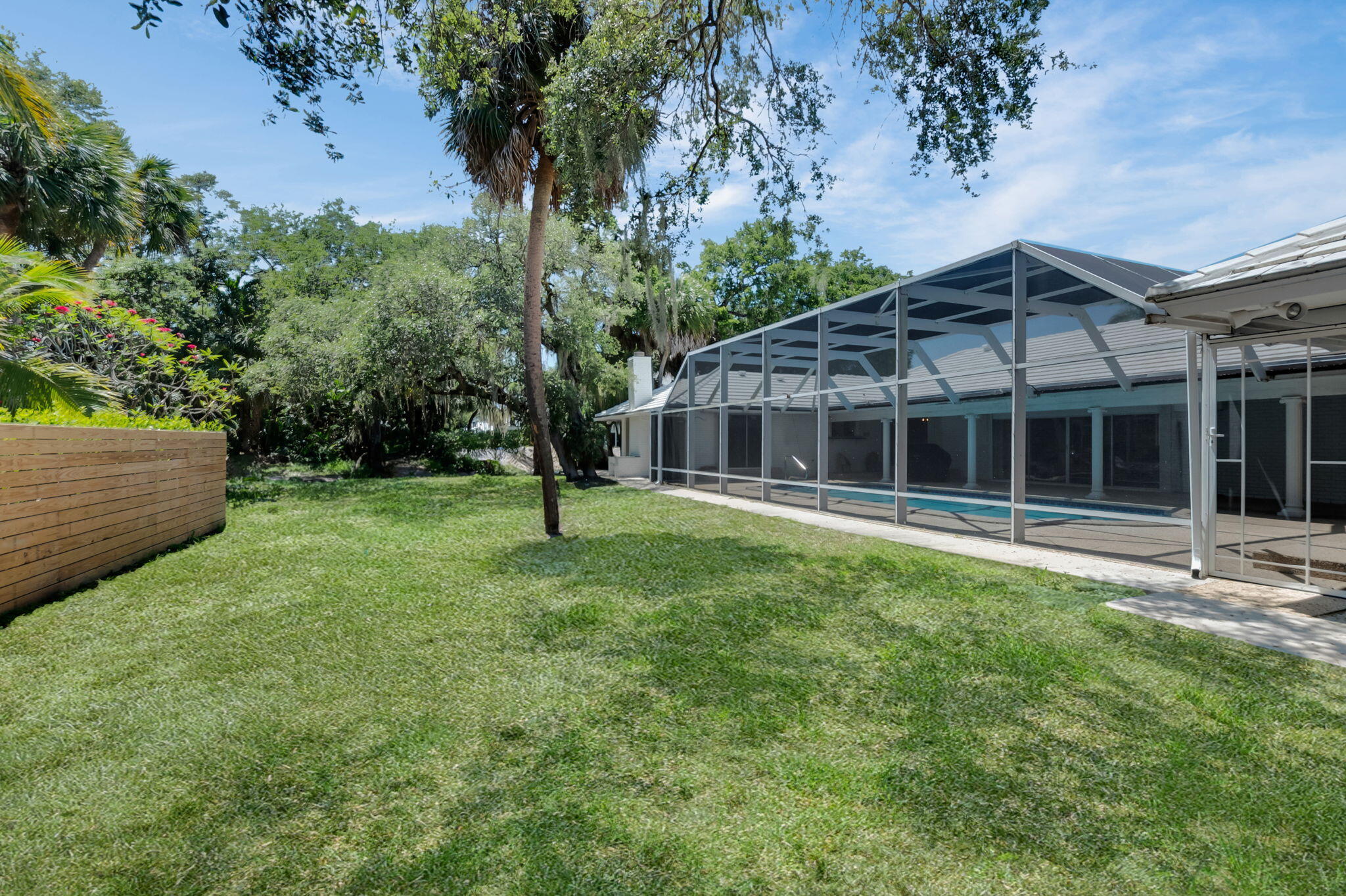 800 SW 17th Street