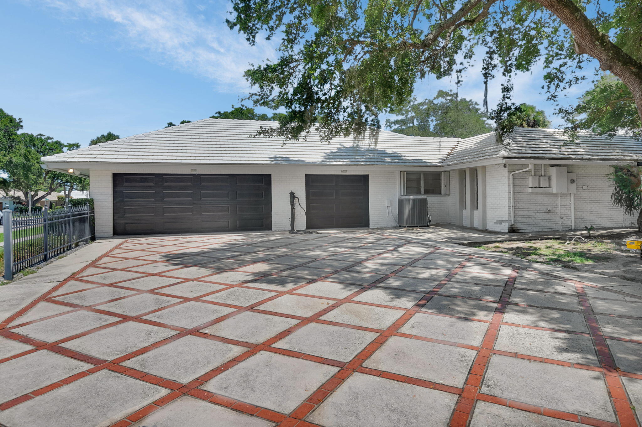 800 SW 17th Street