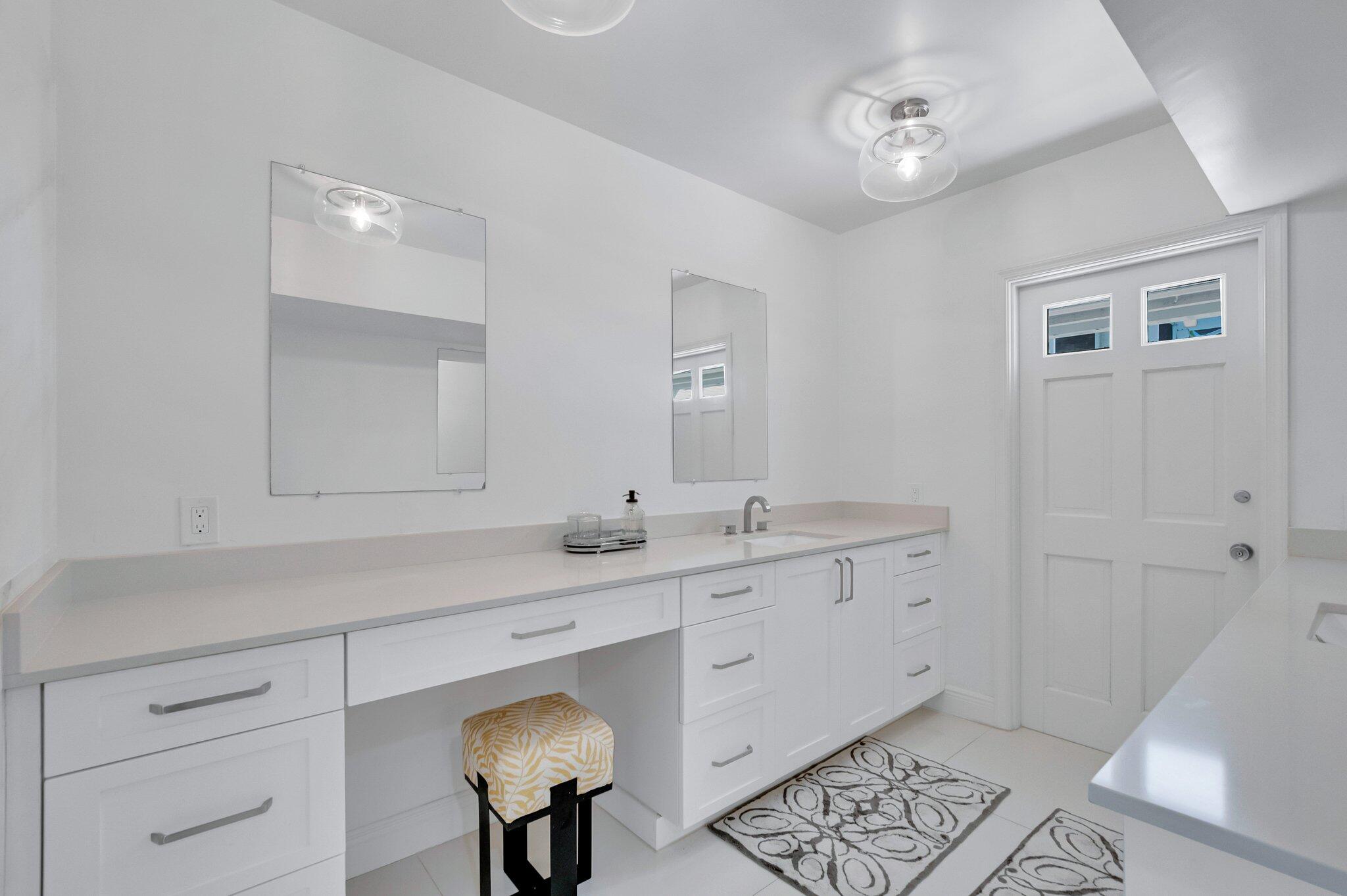 800 SW 17th Street