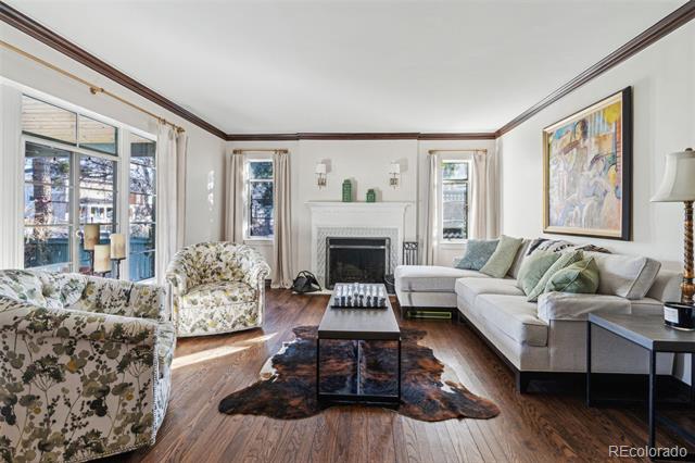 467 N Humboldt Street
