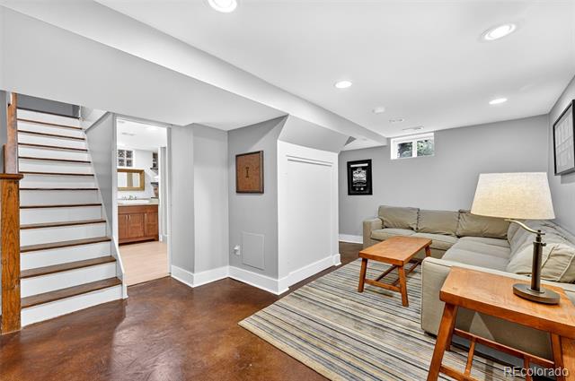 1950 Jasmine Street