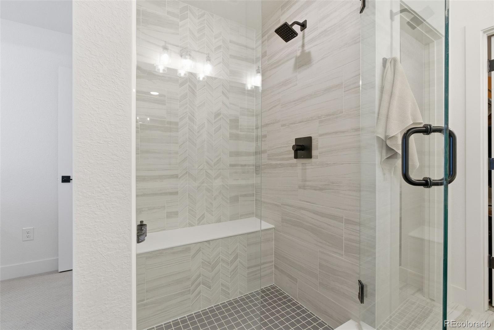 2048 S Holly Street Unit: 5