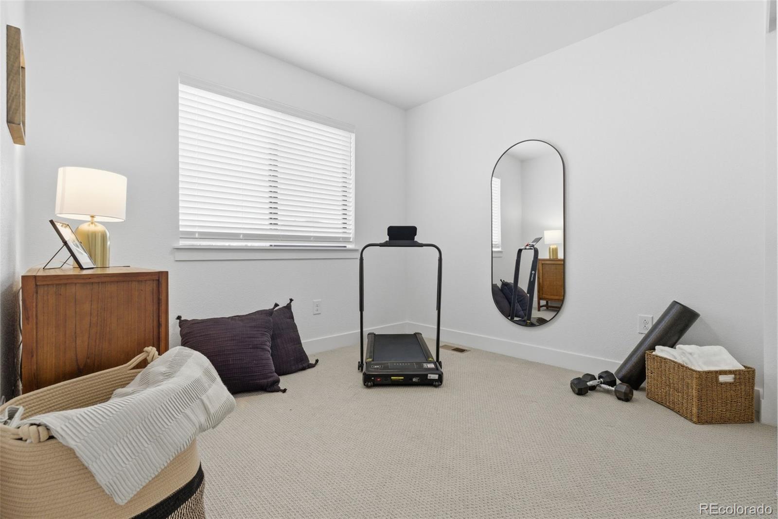 2048 S Holly Street Unit: 5