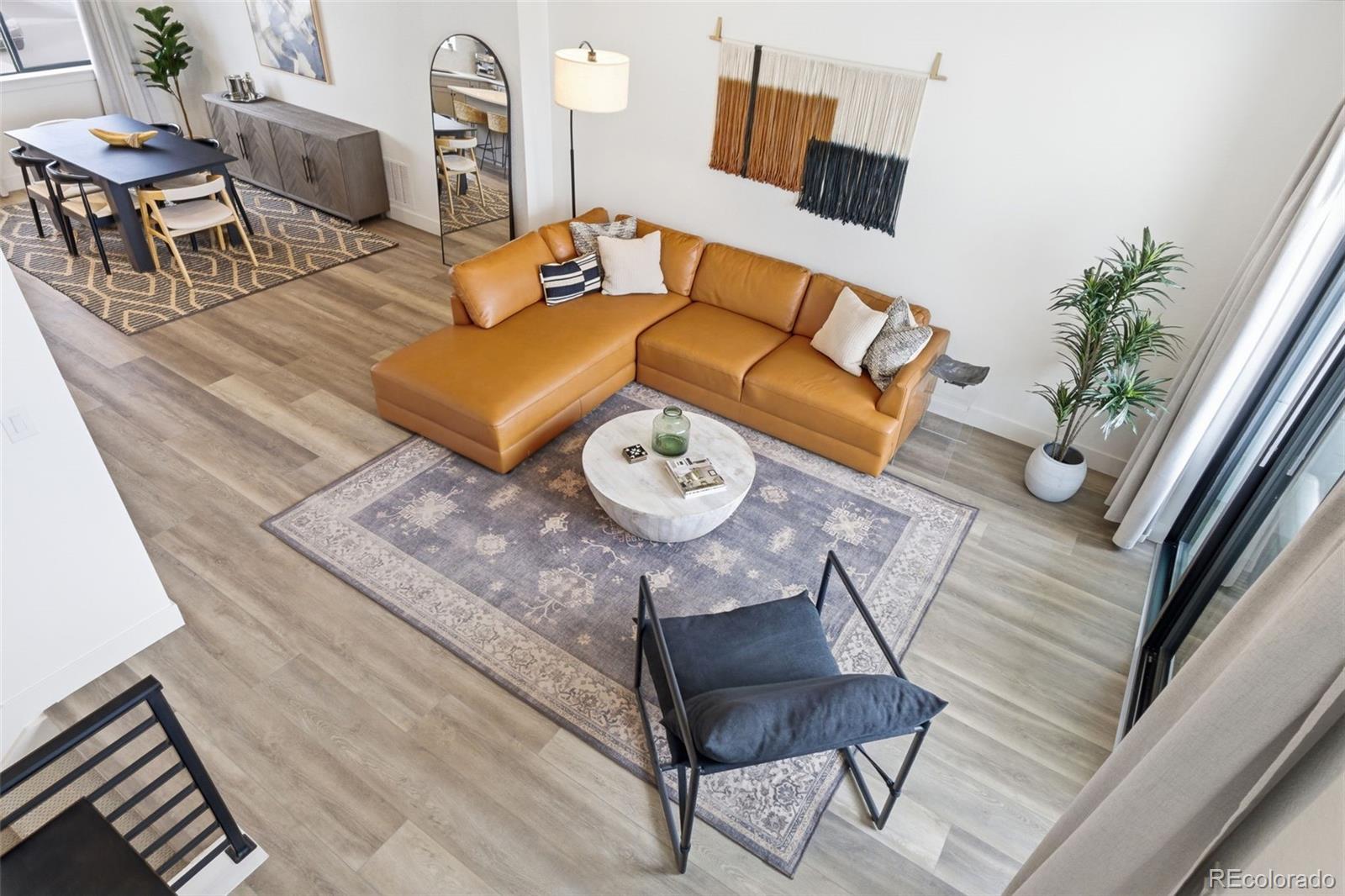 2048 S Holly Street Unit: 5