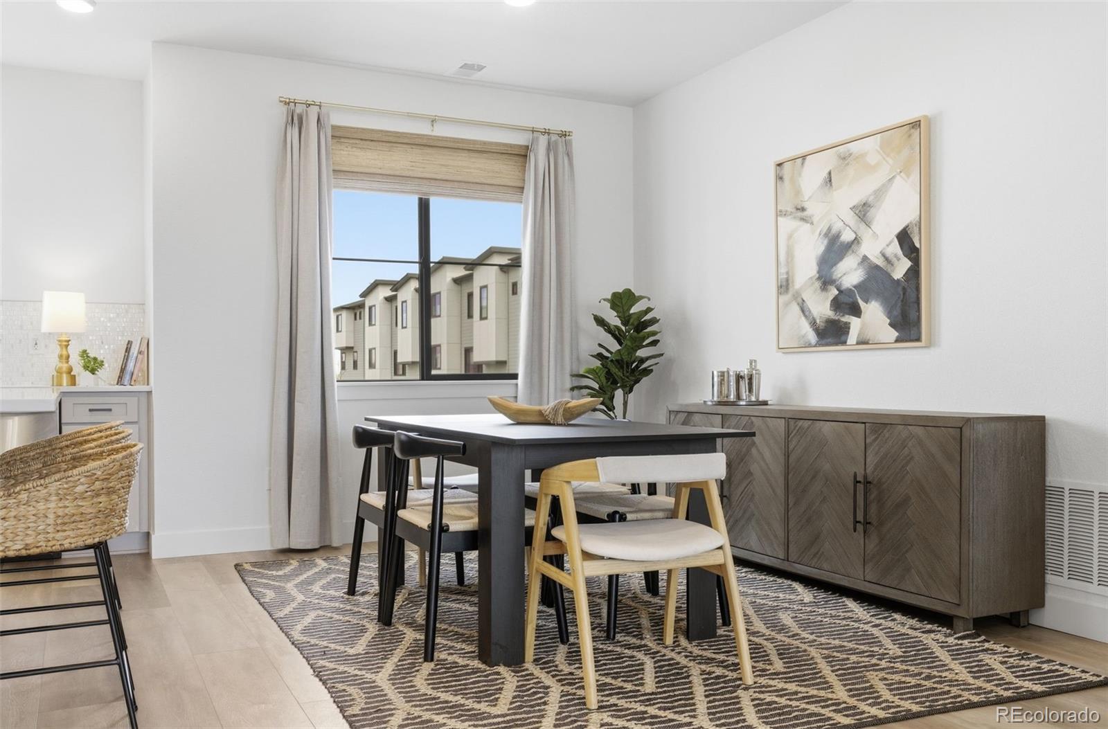 2048 S Holly Street Unit: 5