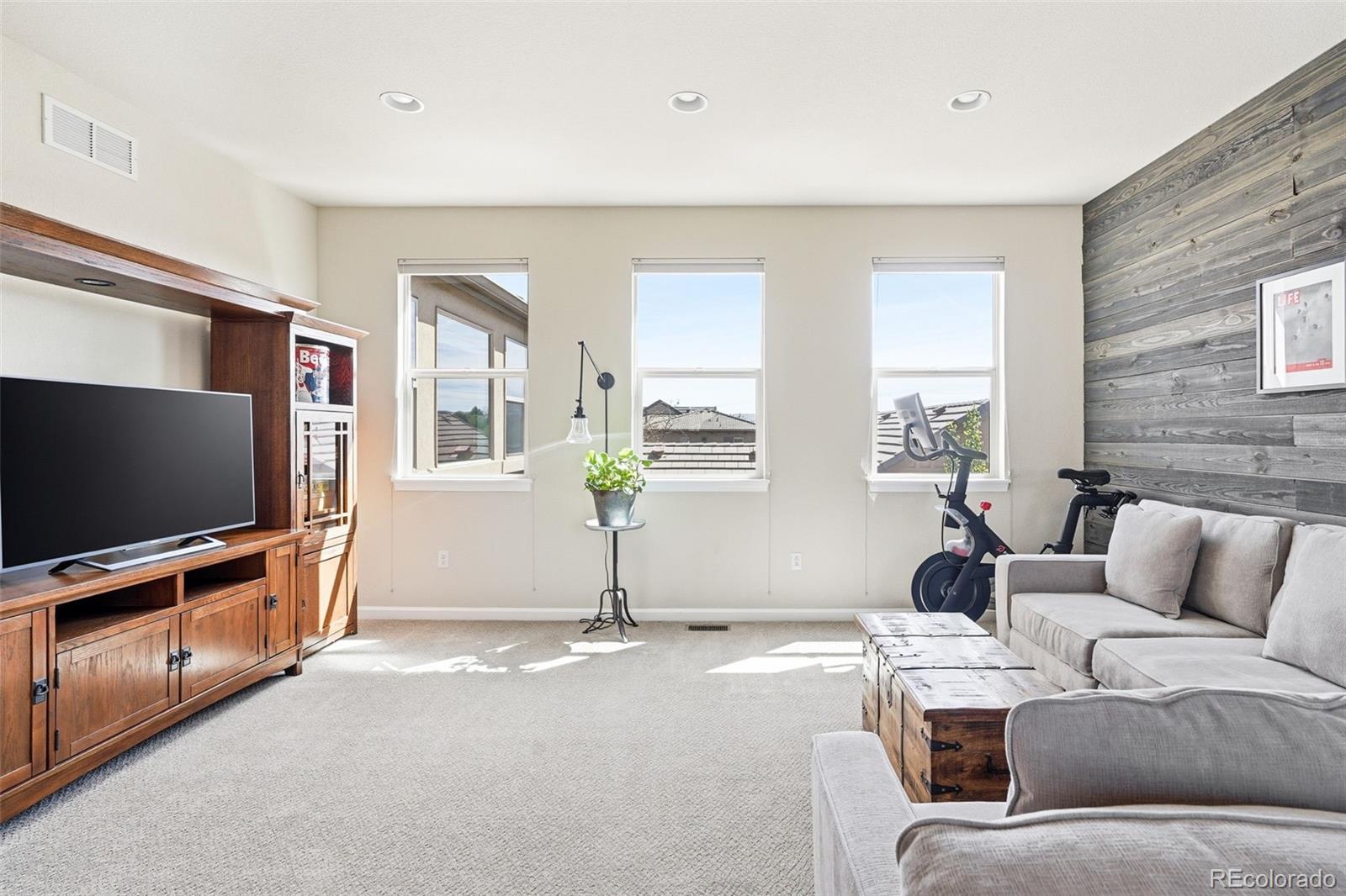 10221 Bluffmont Drive