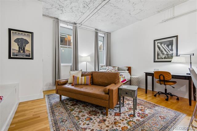 444 17th Street Unit: 208