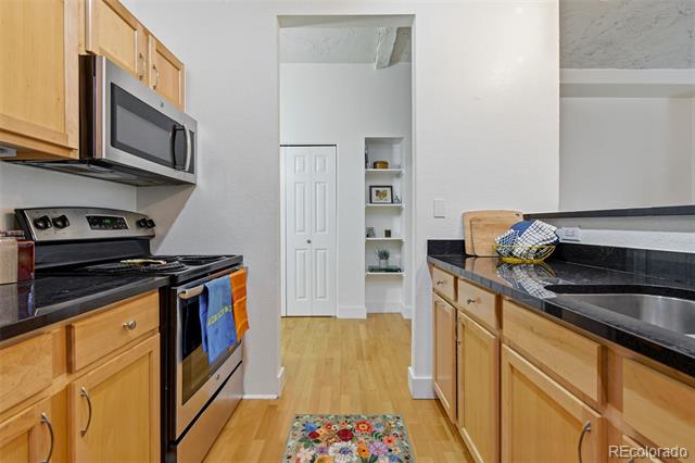 444 17th Street Unit: 208