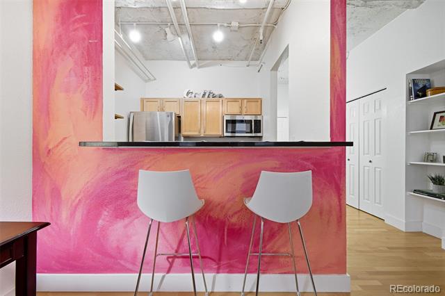 444 17th Street Unit: 208