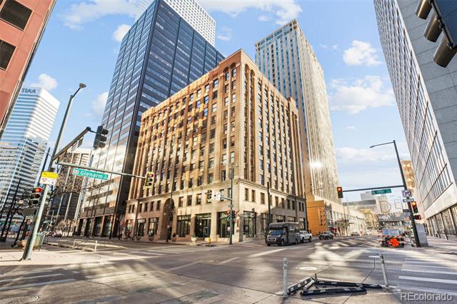 444 17th Street Unit: 208