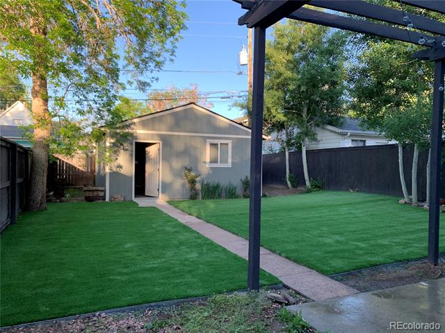 3924 Xavier Street