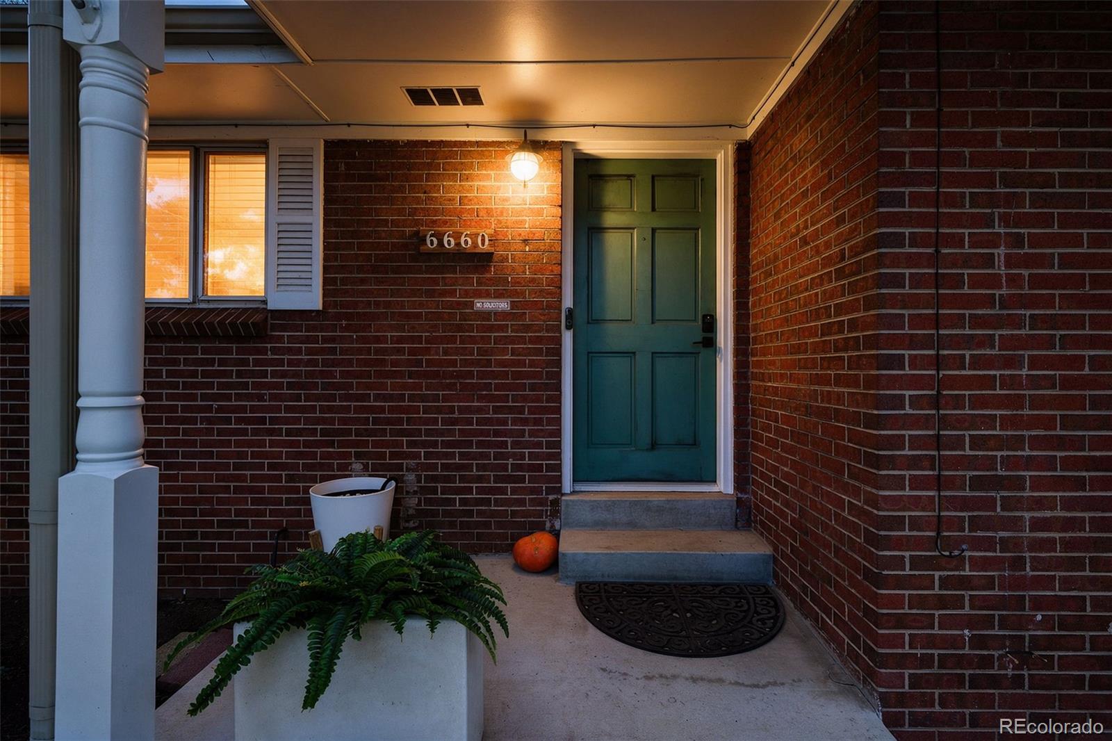 6660 W 12th Place