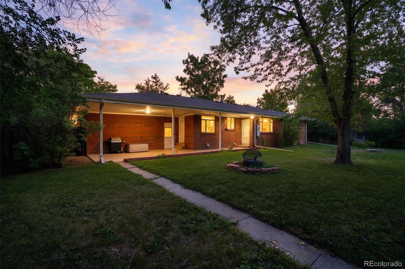 6660 W 12th Place