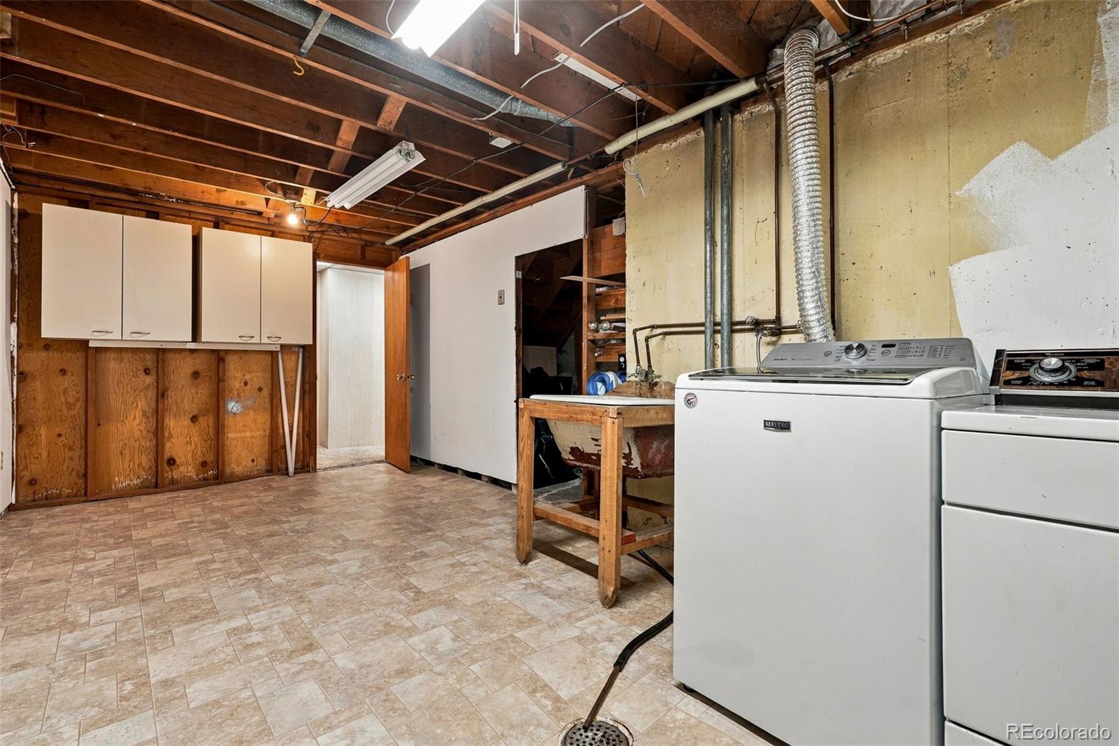 6660 W 12th Place
