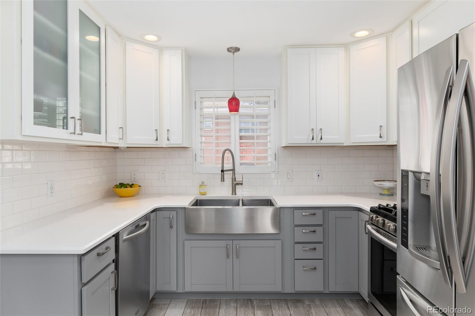 7289 S Lincoln Way