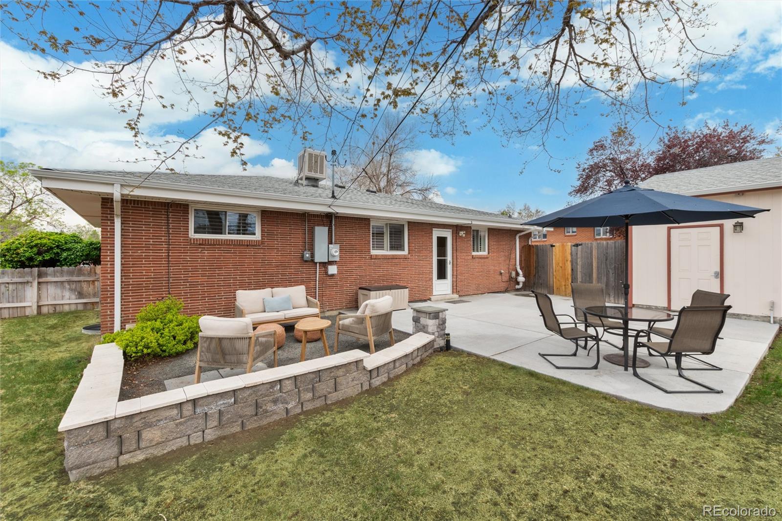 7289 S Lincoln Way