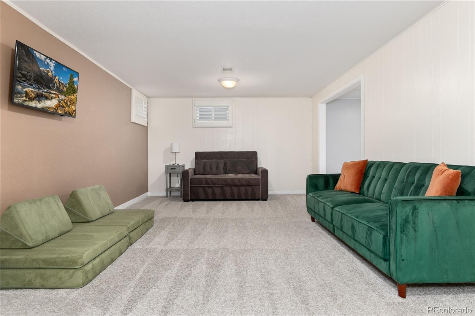 7289 S Lincoln Way