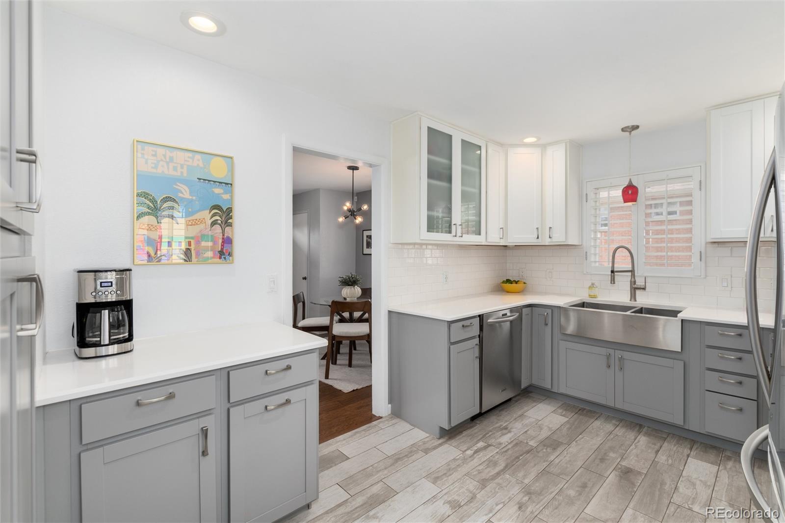 7289 S Lincoln Way