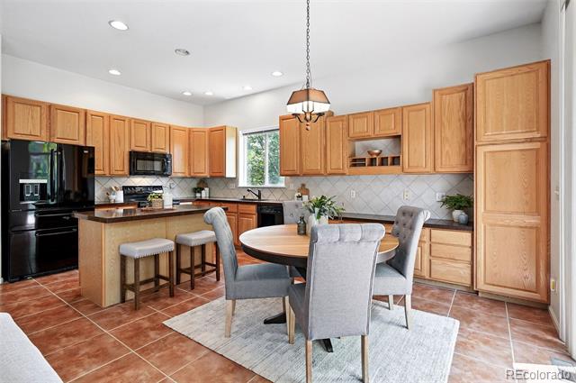 2130 Chestnut Circle