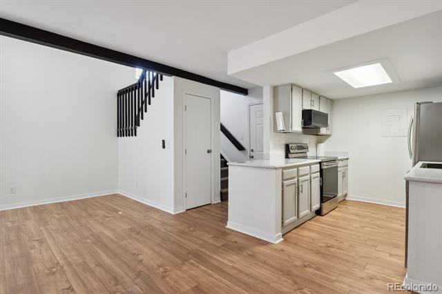 921 S Zeno Way Unit: 201