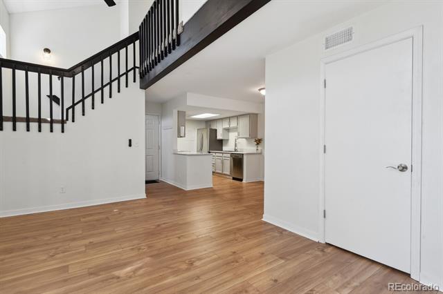 921 S Zeno Way Unit: 201
