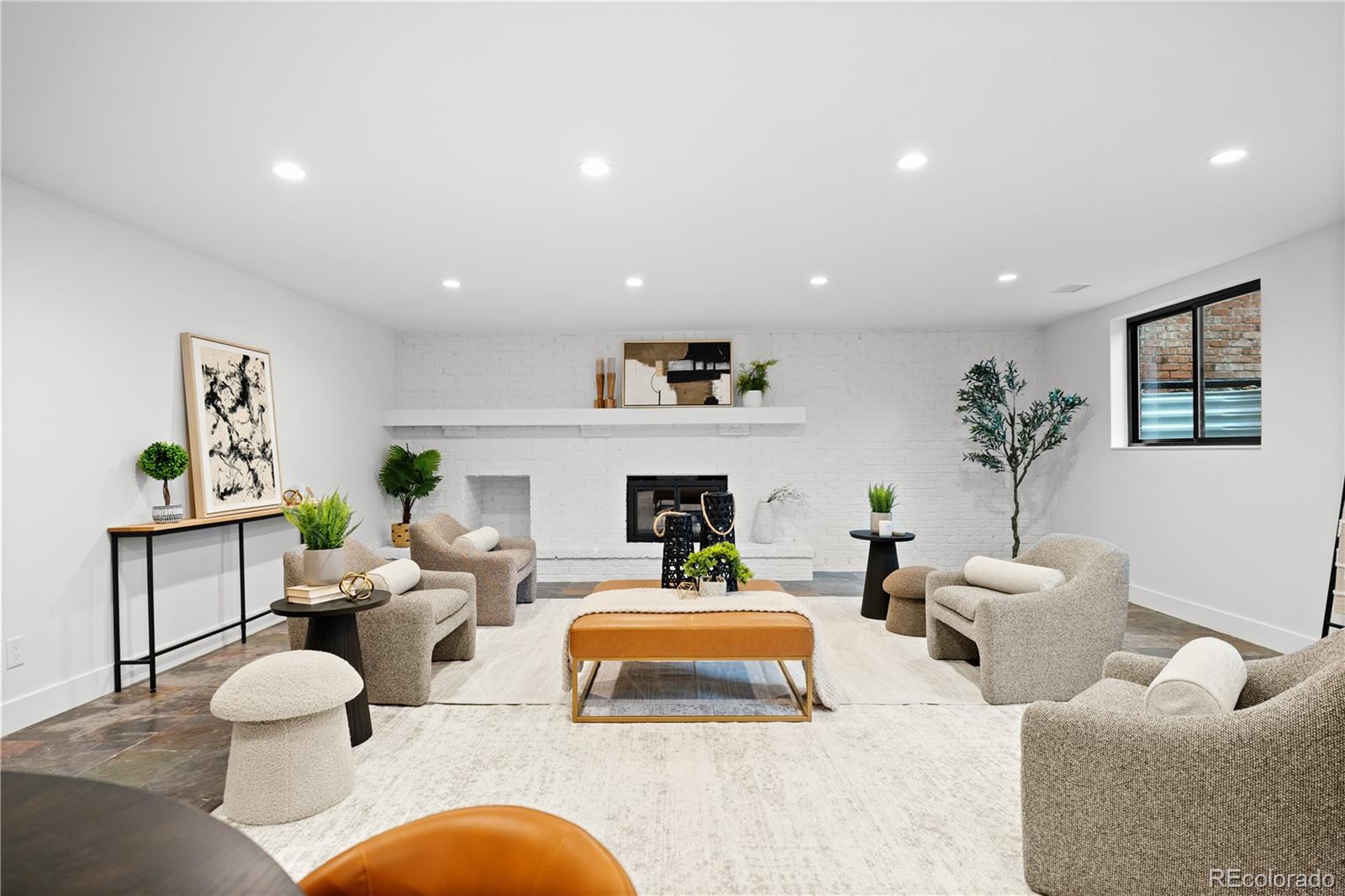11 Mockingbird Lane