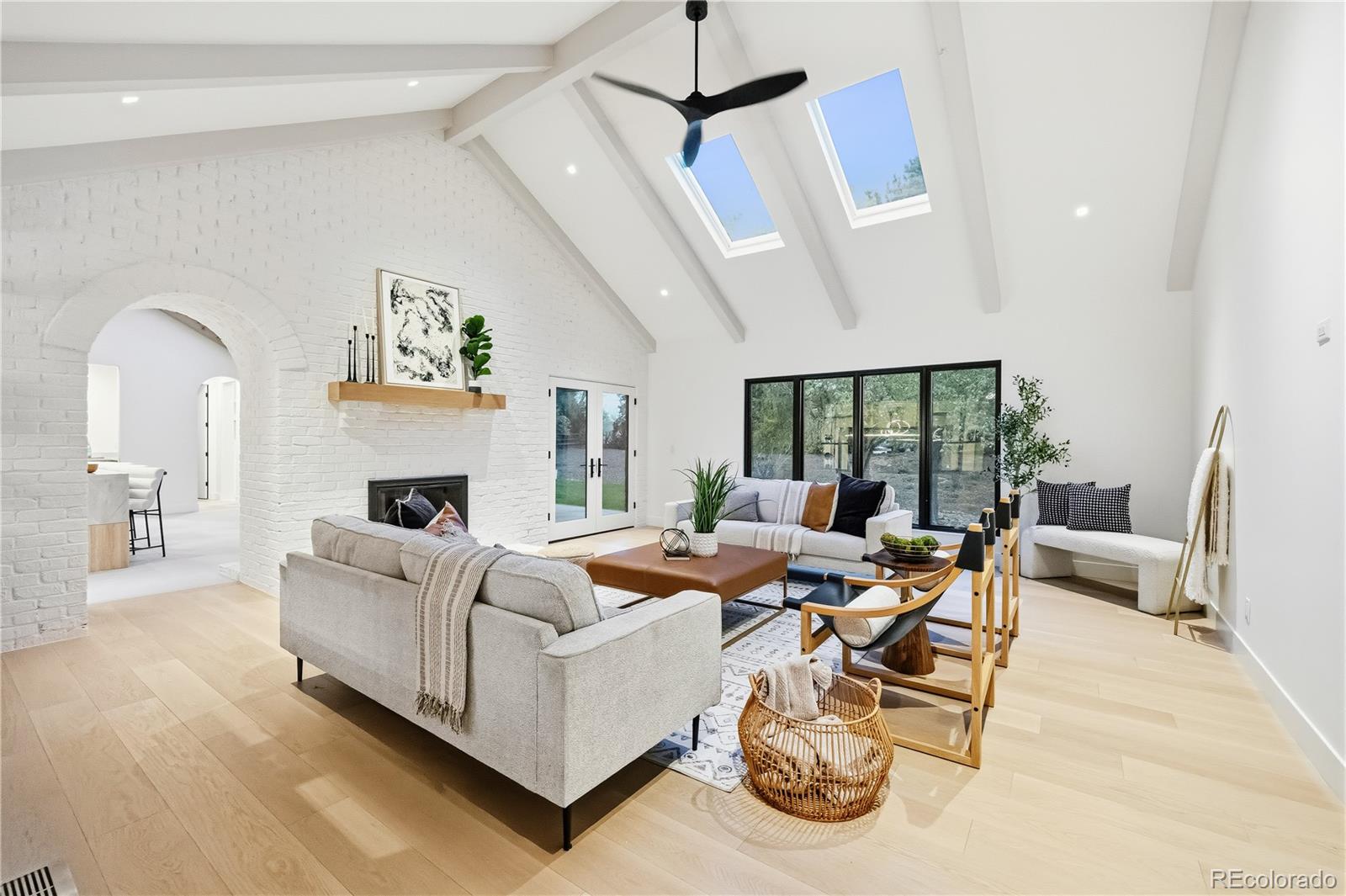 11 Mockingbird Lane