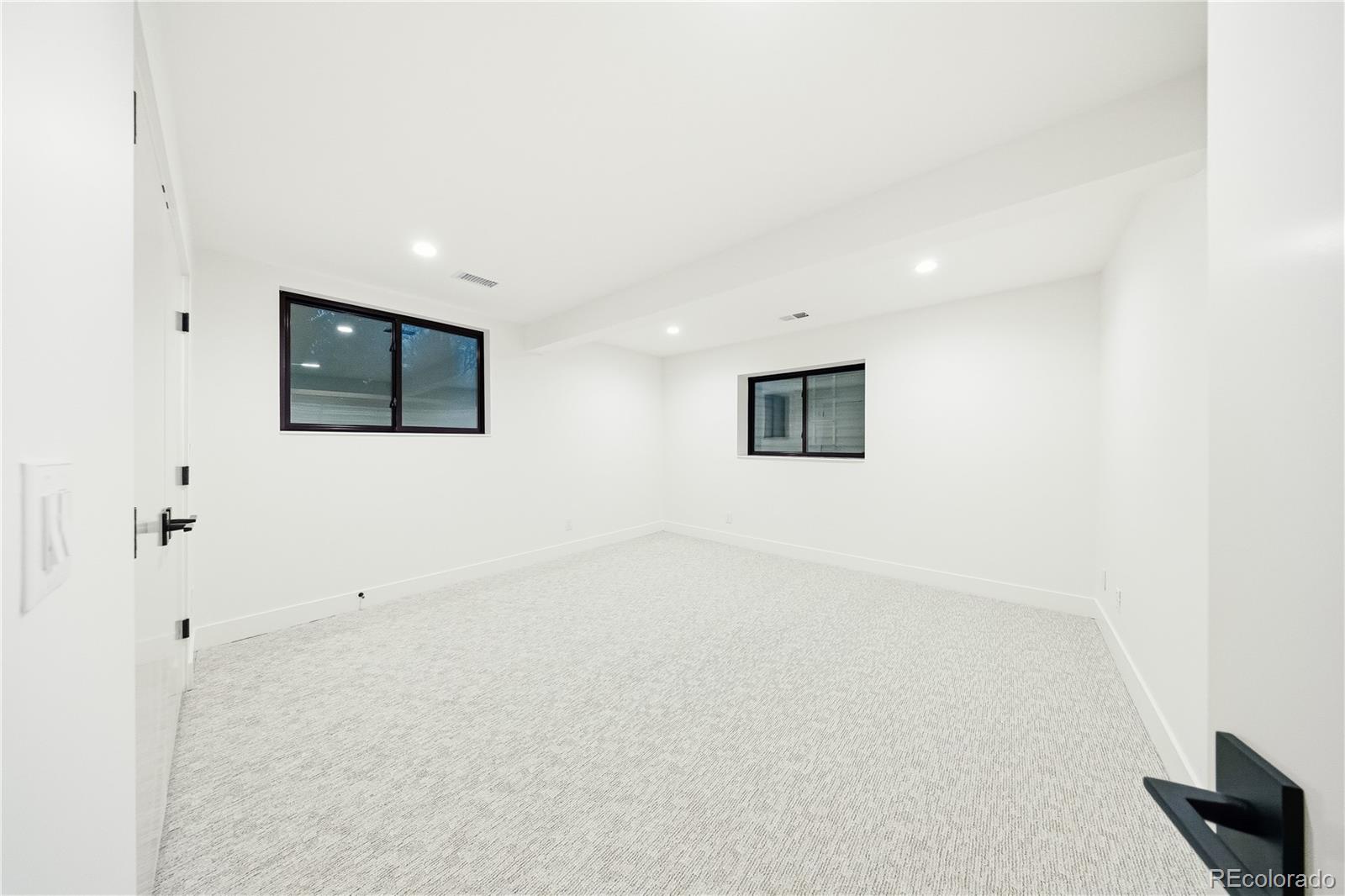 11 Mockingbird Lane