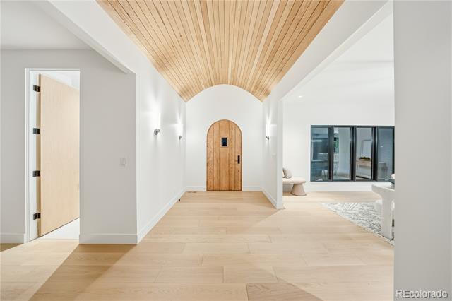 11 Mockingbird Lane