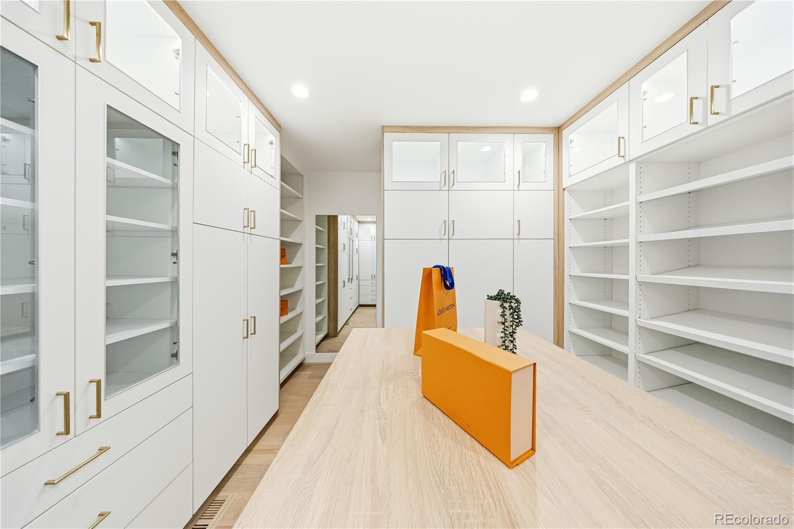 11 Mockingbird Lane
