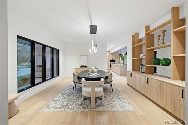 11 Mockingbird Lane