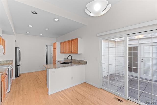8300 Fairmount Drive Unit: RR101