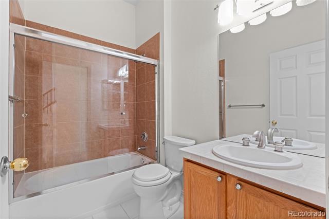 8300 Fairmount Drive Unit: RR101