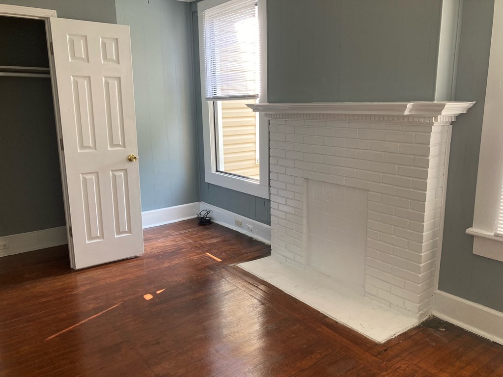 307-A Montgomery Street