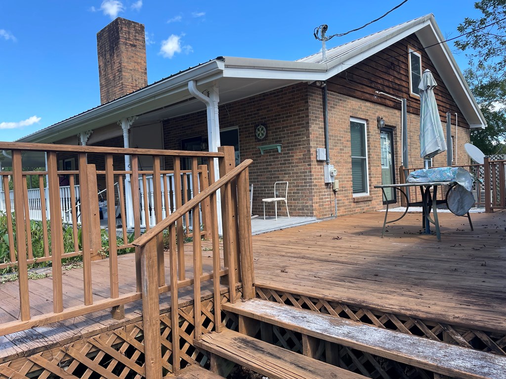 3305 Pike County Lake Road