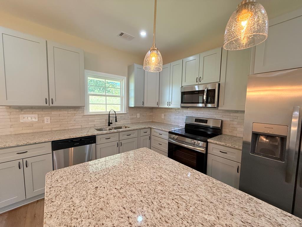 6576 County Road 3319