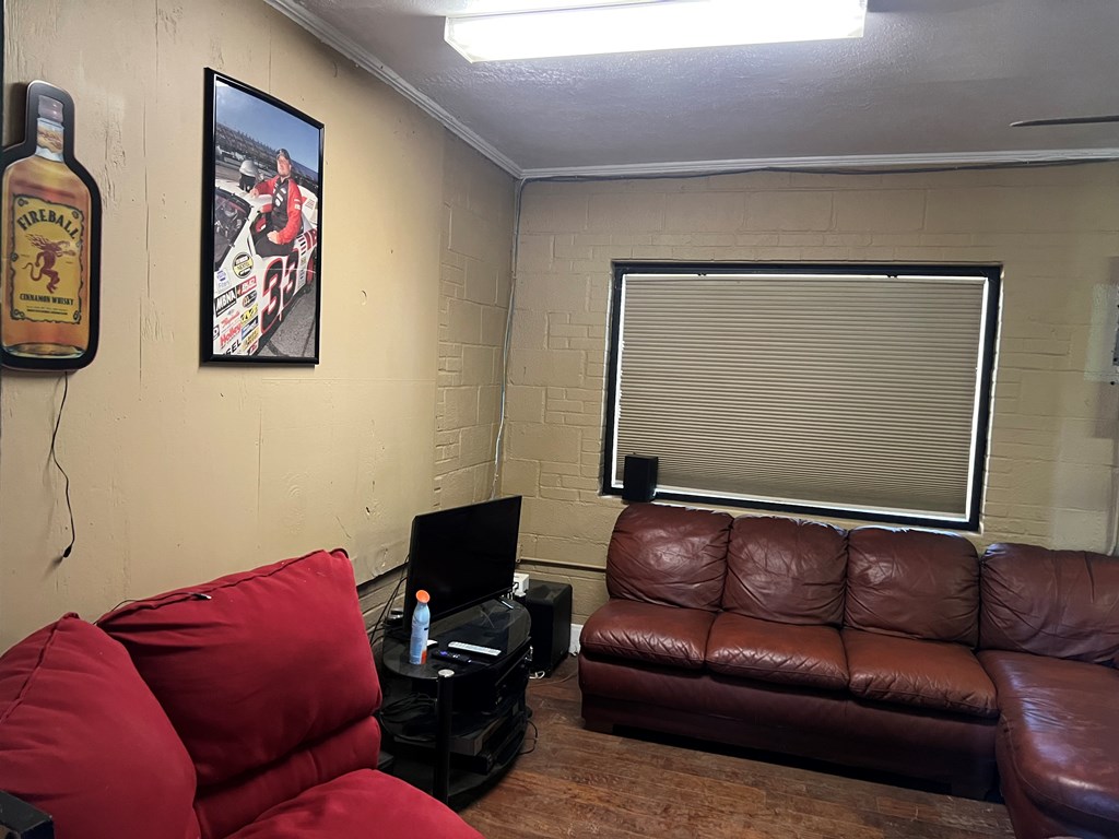 115 Trojan Way