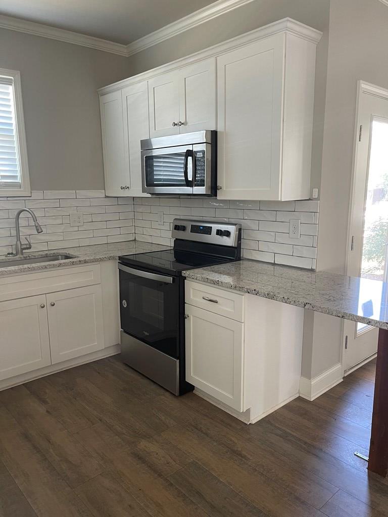 534 Elm Street #6- The Laurel