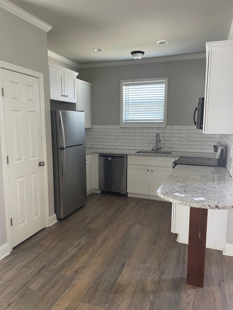 534 Elm Street #6- The Laurel